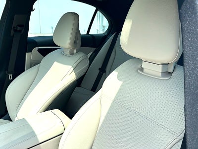 2025 Mercedes-Benz C 300 C 300