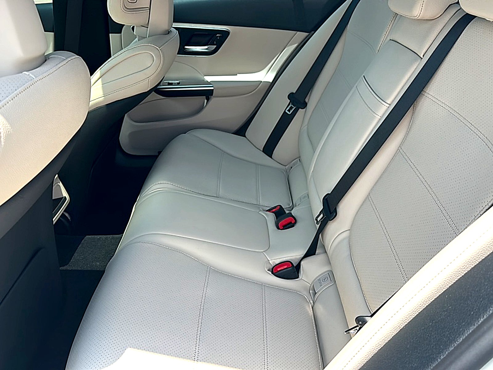 2025 Mercedes-Benz C 300 C 300