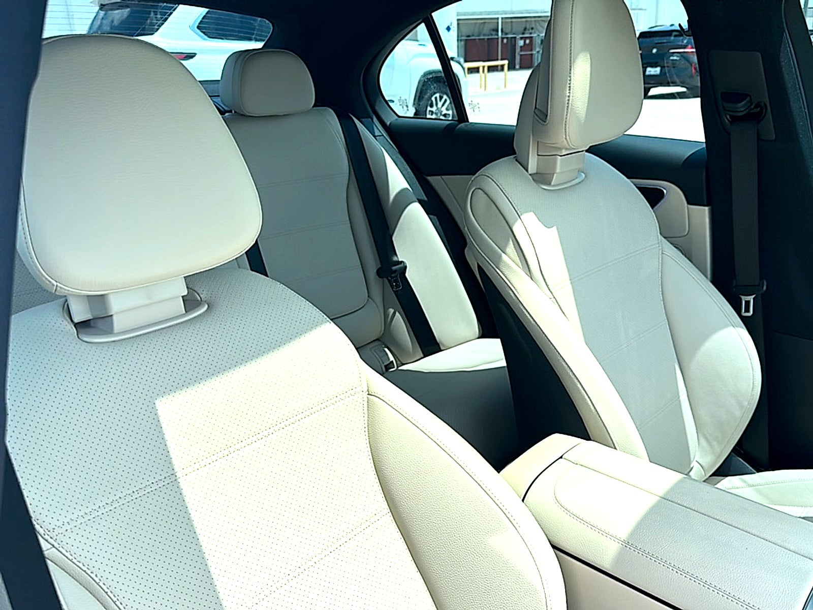 2025 Mercedes-Benz C 300 C 300