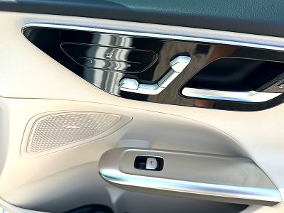 2025 Mercedes-Benz C 300 C 300