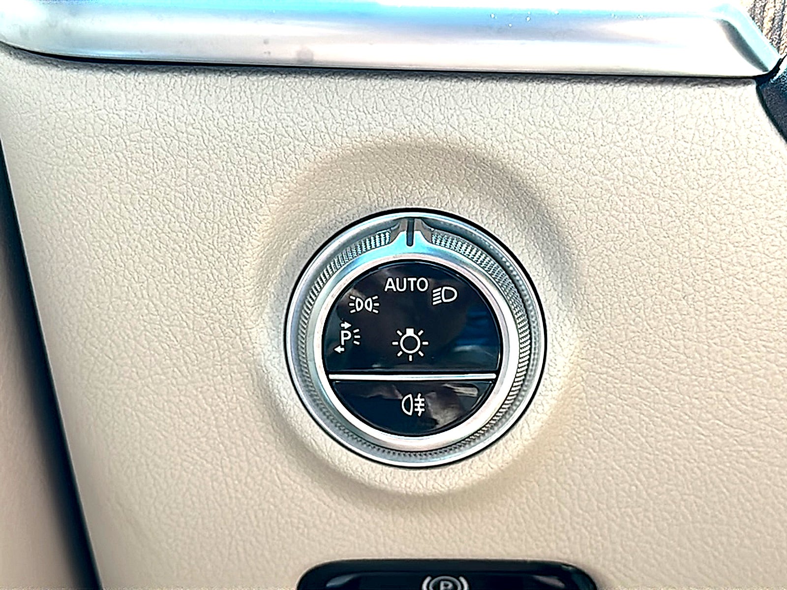 2025 Mercedes-Benz C 300 C 300