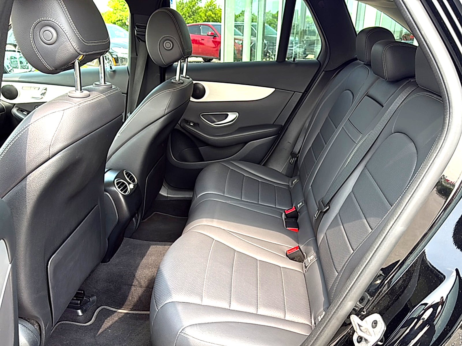 2022 Mercedes-Benz GLC 300 GLC 300