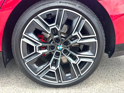 2025 BMW 5 Series 530i