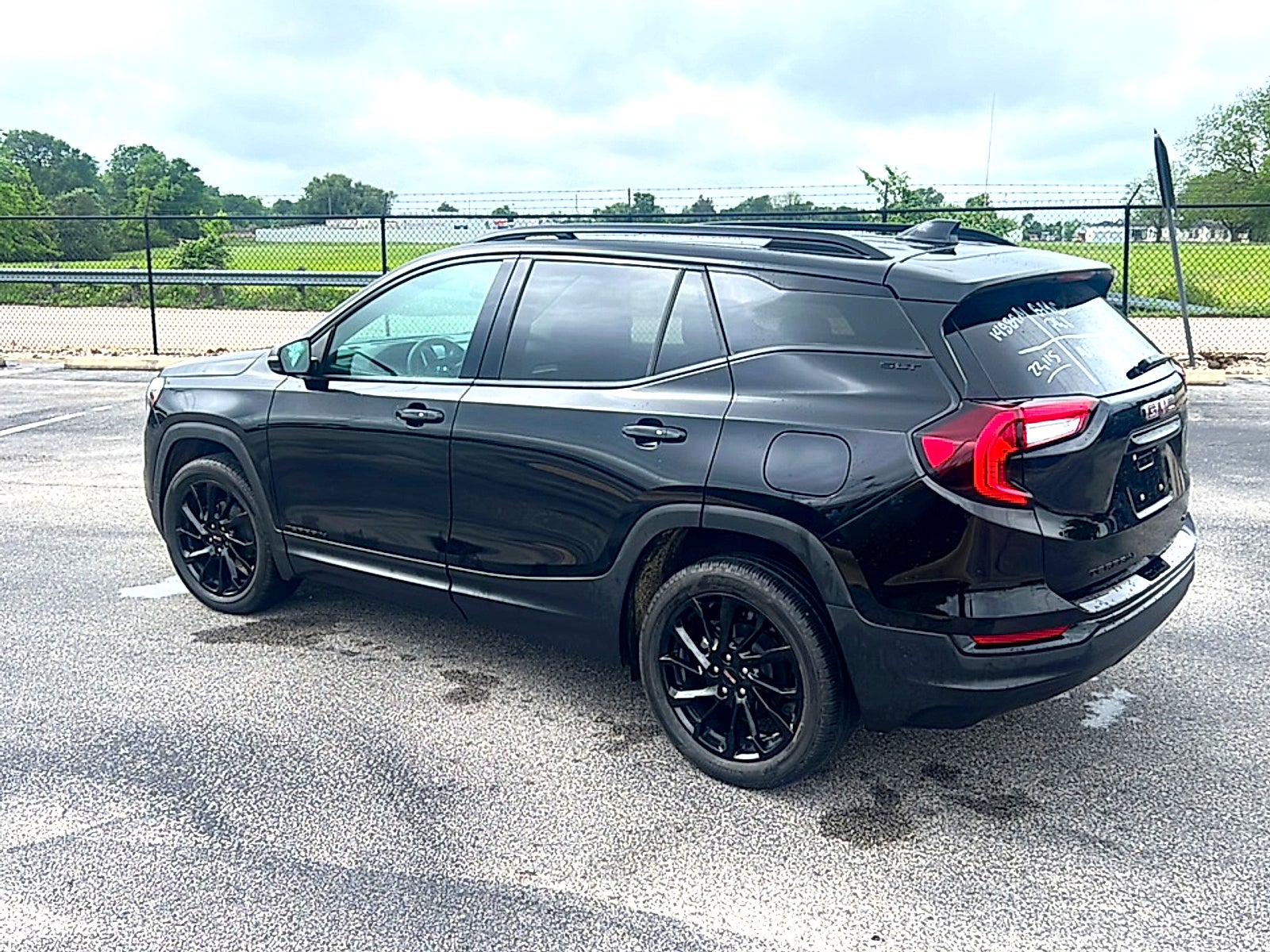 2024 GMC Terrain SLT