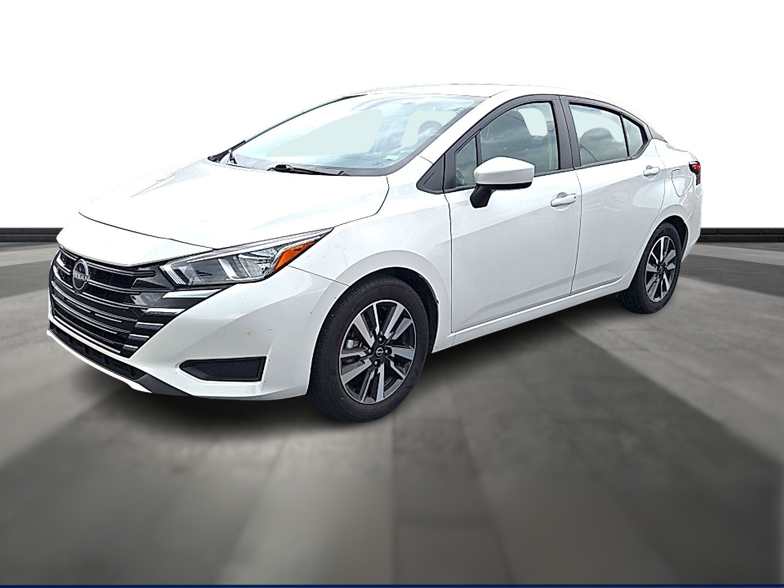 2024 Nissan VERSA Base